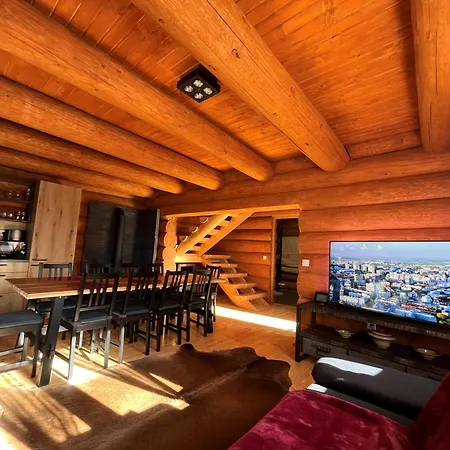 シャレー Zrub Hanesy ドノヴァリ